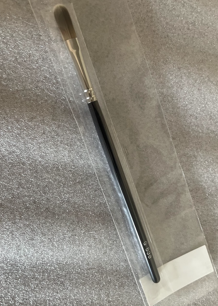 Hakuhodo G538 Concealer Brush Round & Flat ( Hair:Synthetic fiber) (BkSL)