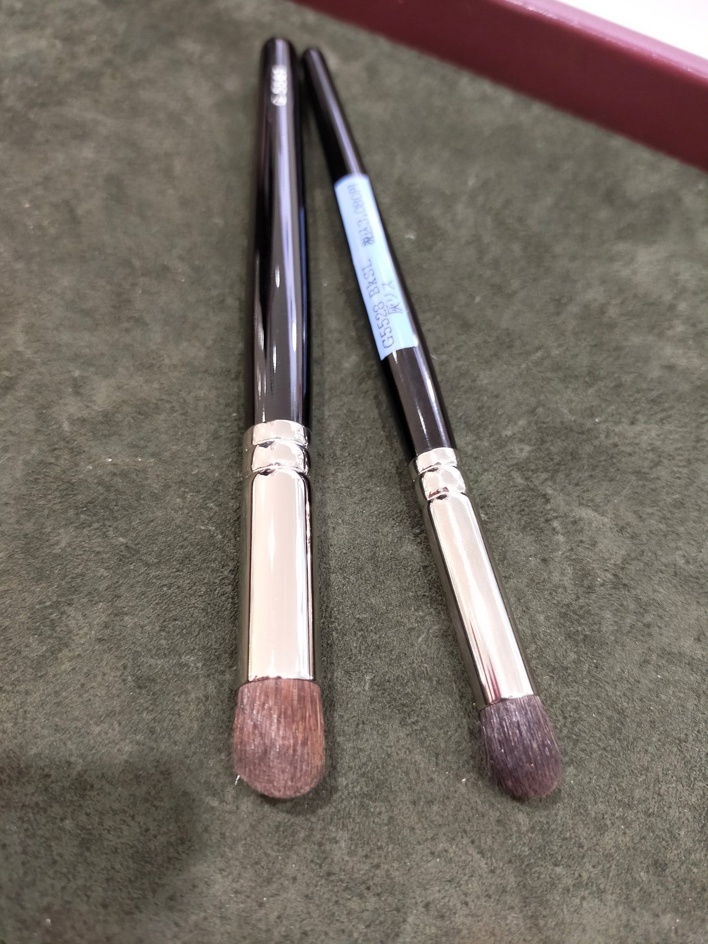Hakuhodo G5561 Kazan squirrel eyeshadow (Hair:Kazan squirrel)BkSL