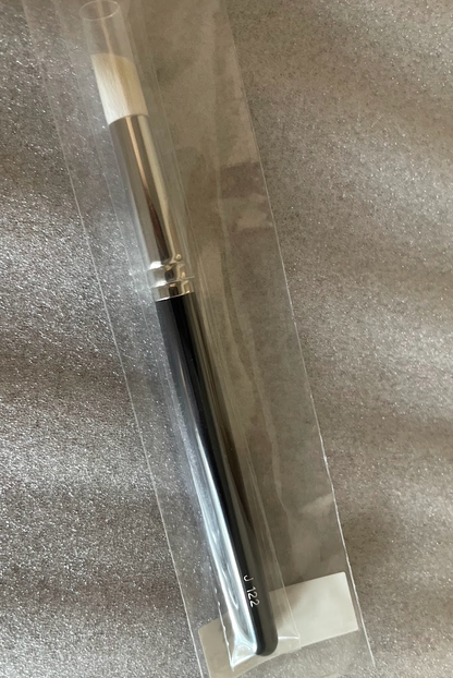 Hakuhodo J122 Eye Shadow Brush Round & Angled (eyeshadow) goat