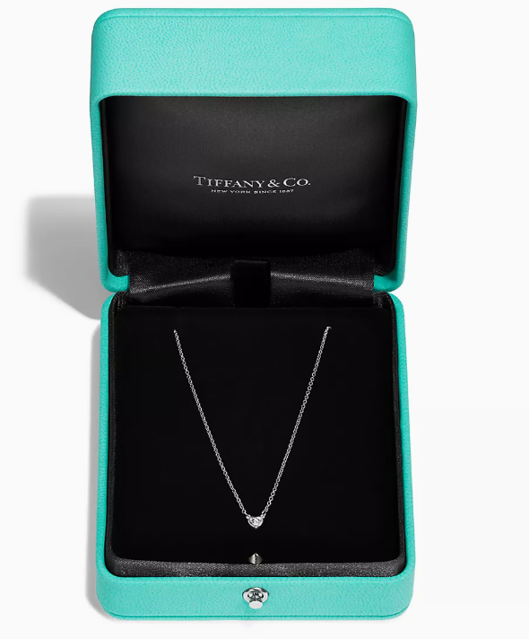 Tiffany Elsa Peretti™ Diamonds by the Yard™ Heart Pendant Platinum