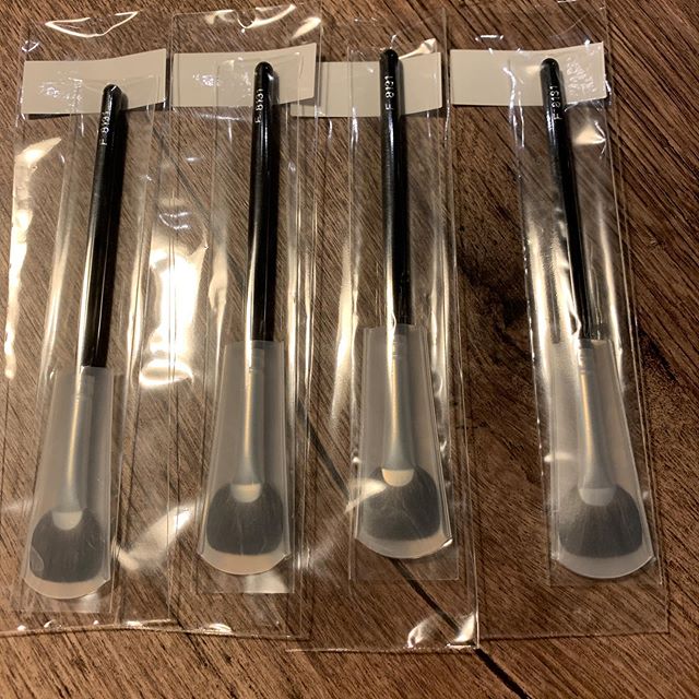 Hakuhodo F8131 Ougi Eyeshadow